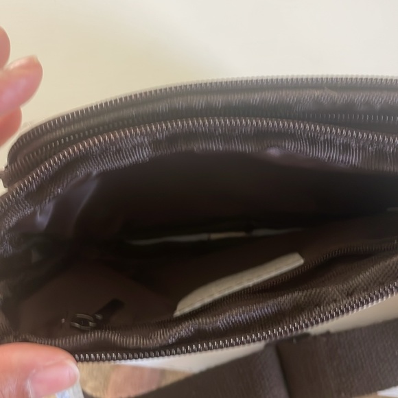 COWHIDE Leather Fanny Pack White - Picture 4 of 16